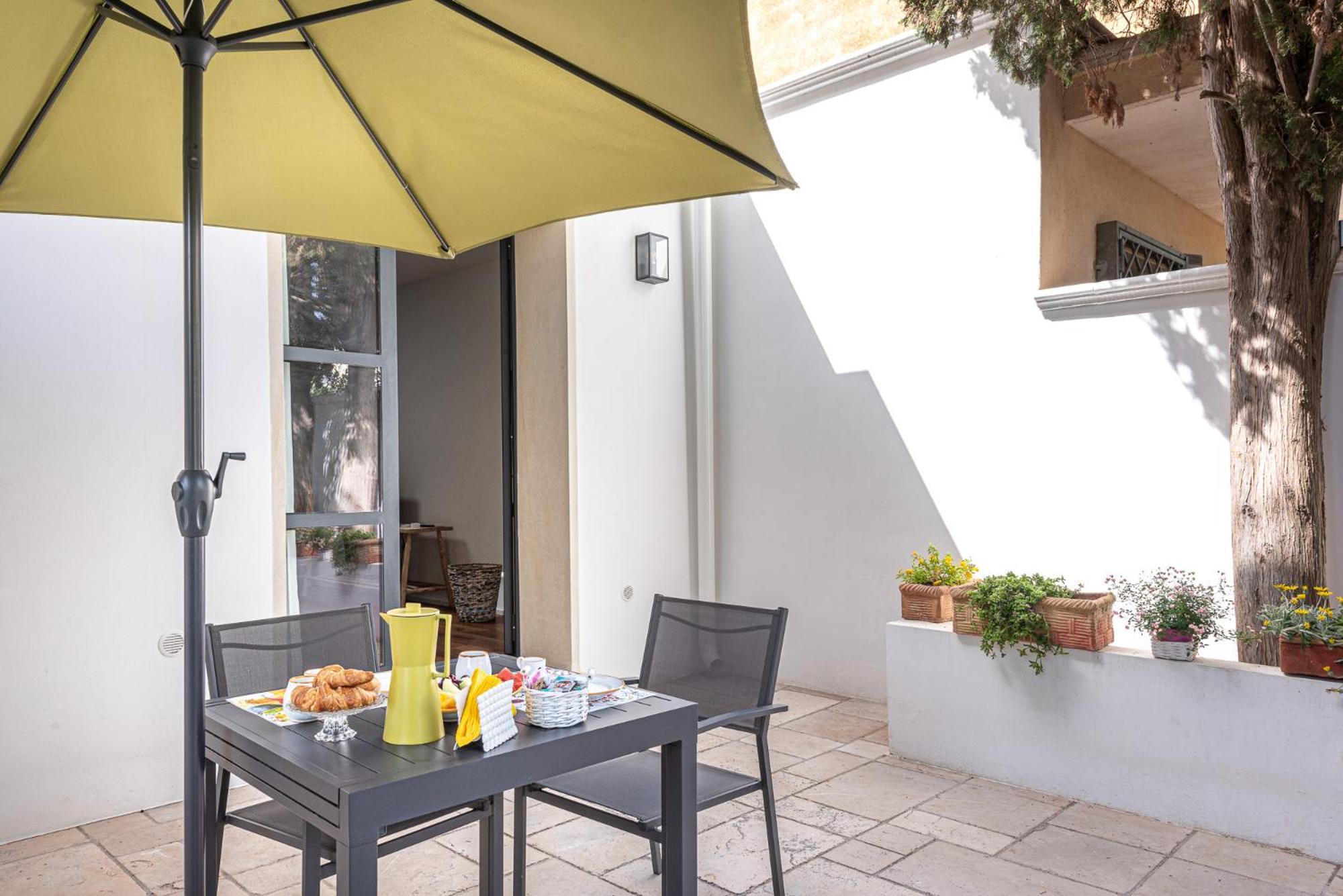 B&B Lu Cuccuviu Lecce Exterior foto